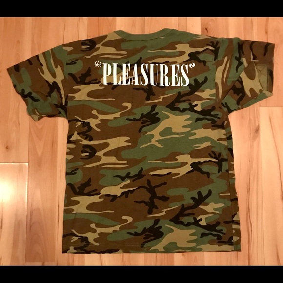 Marilyn Manson x Pleasures Superstar tee - Picture 2 of 3